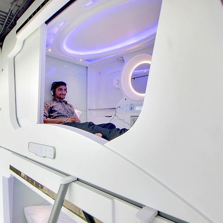 Hotel Astropods Airport, Mumbai. Kültér fotó