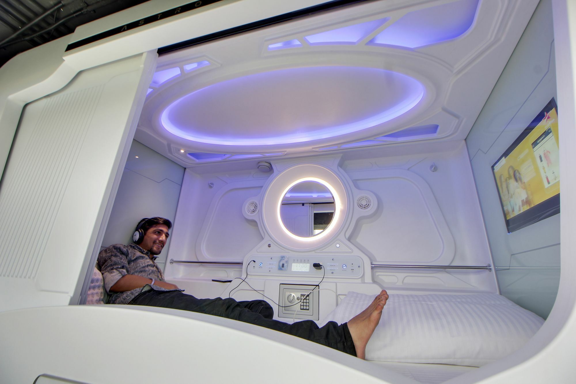 Hotel Astropods Airport, Mumbai. Kültér fotó