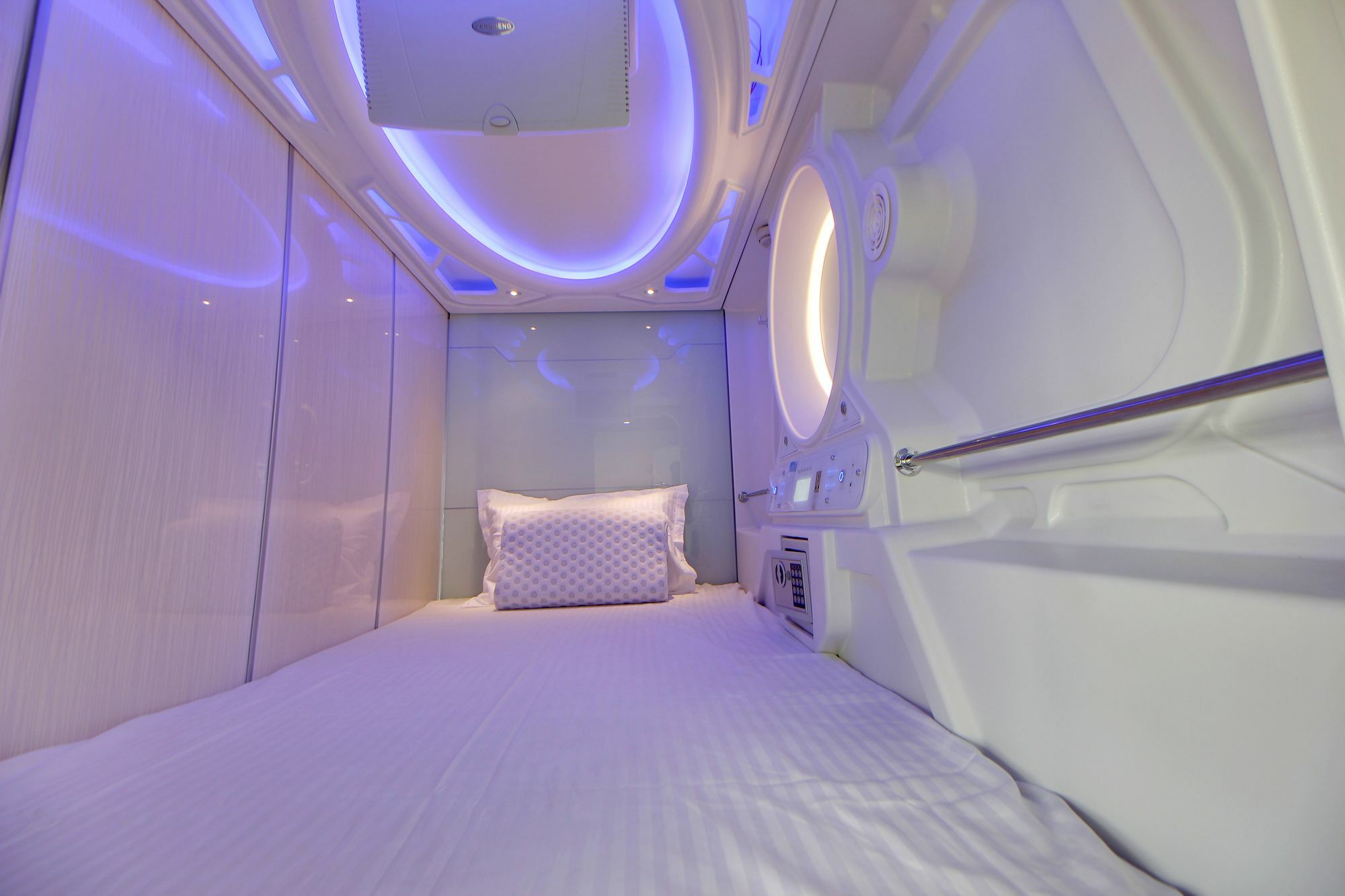 Hotel Astropods Airport, Mumbai. Kültér fotó